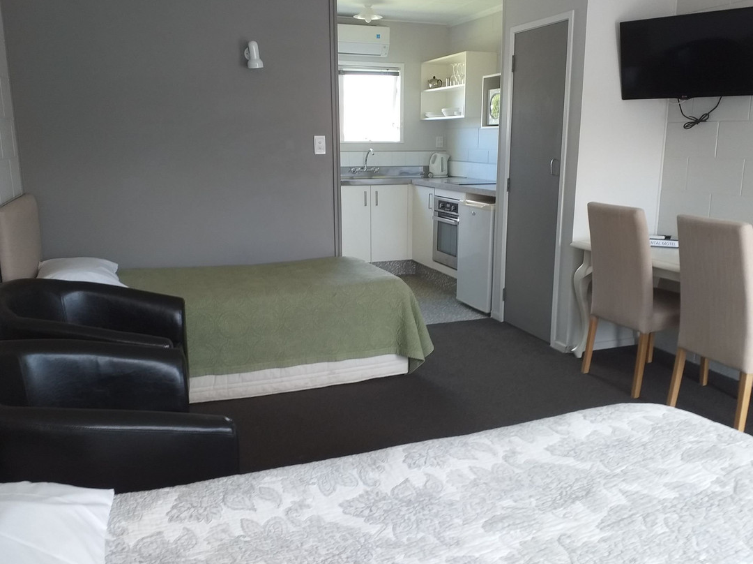 Continental Motel主图