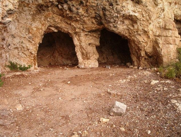 Cave of Porto-Palermo-Himare必去景点