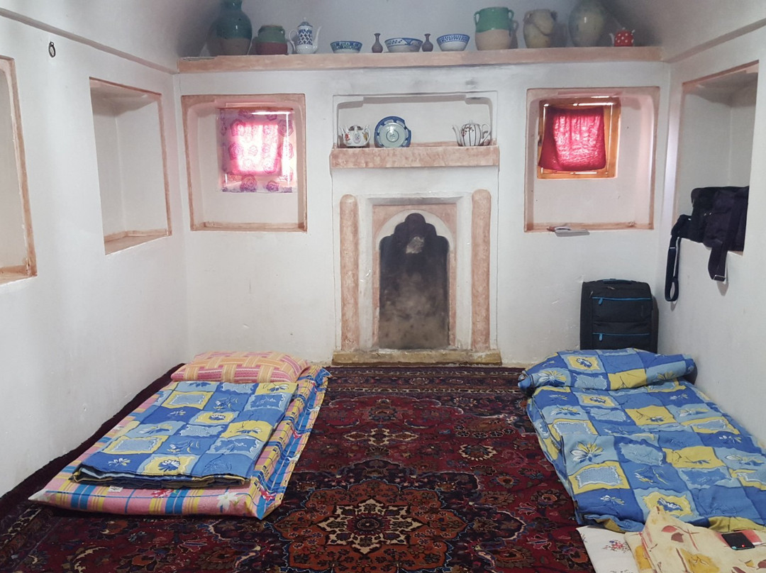 Ateshooni Guesthouse主图