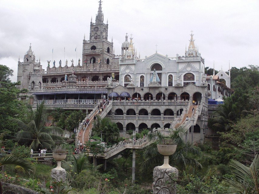 Simala Parish Church景点图片