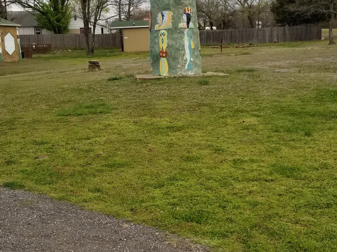 Totem Pole Park景点图片