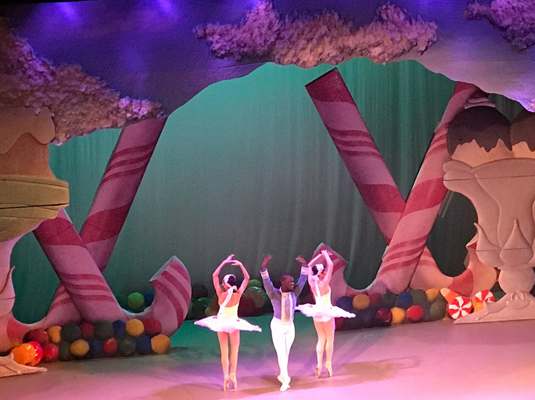 Saenger Theatre-彭萨科拉必去景点