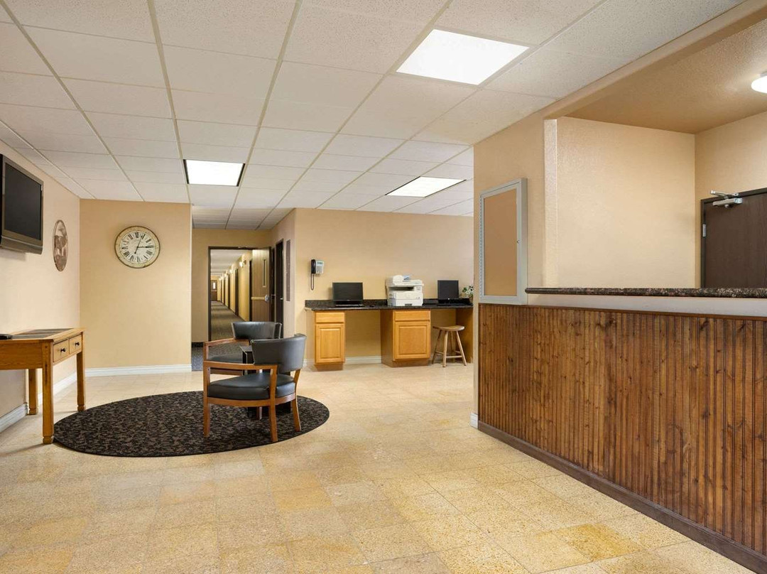 Travelodge by Wyndham Gillette主图