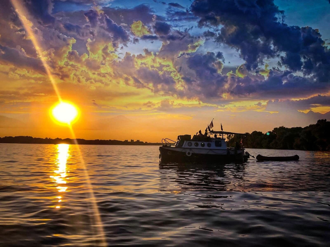 Belgrade Boat Tour景点图片