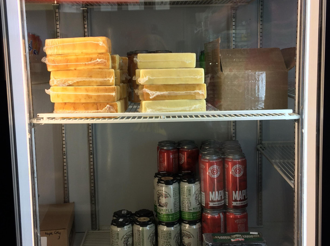 Maple City Candy-Swanton必去景点