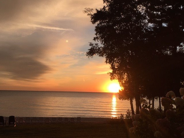 Glidden Lodge Beach Resort主图