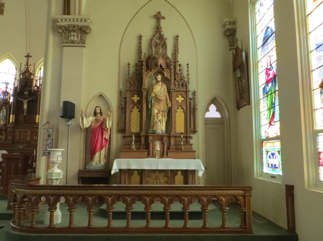 St. Michael's Catholic Church景点图片