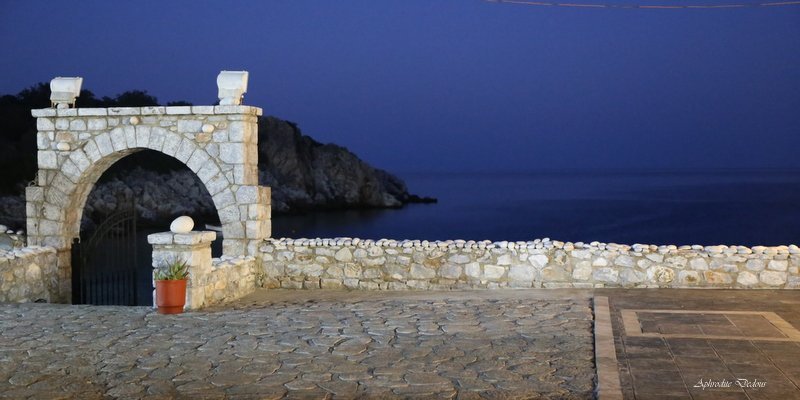 Lalloudes Seaside Accommodation-浴室