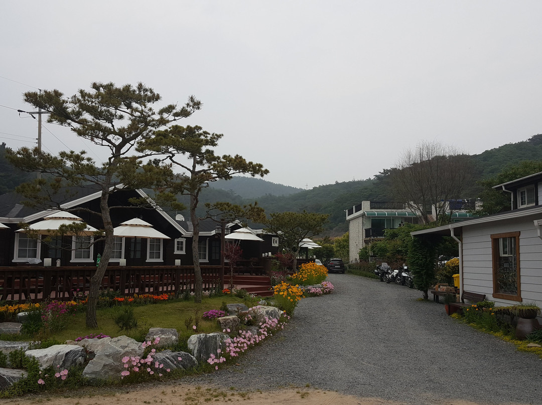 泰安郡山海度假屋