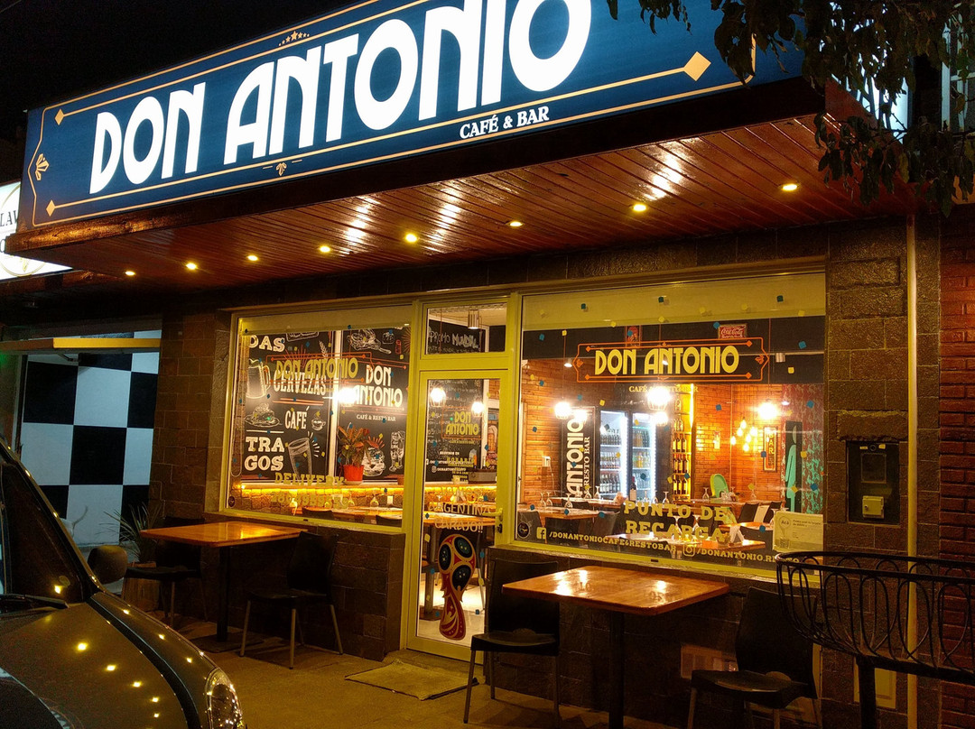 Don Antonio Café & Resto Bar