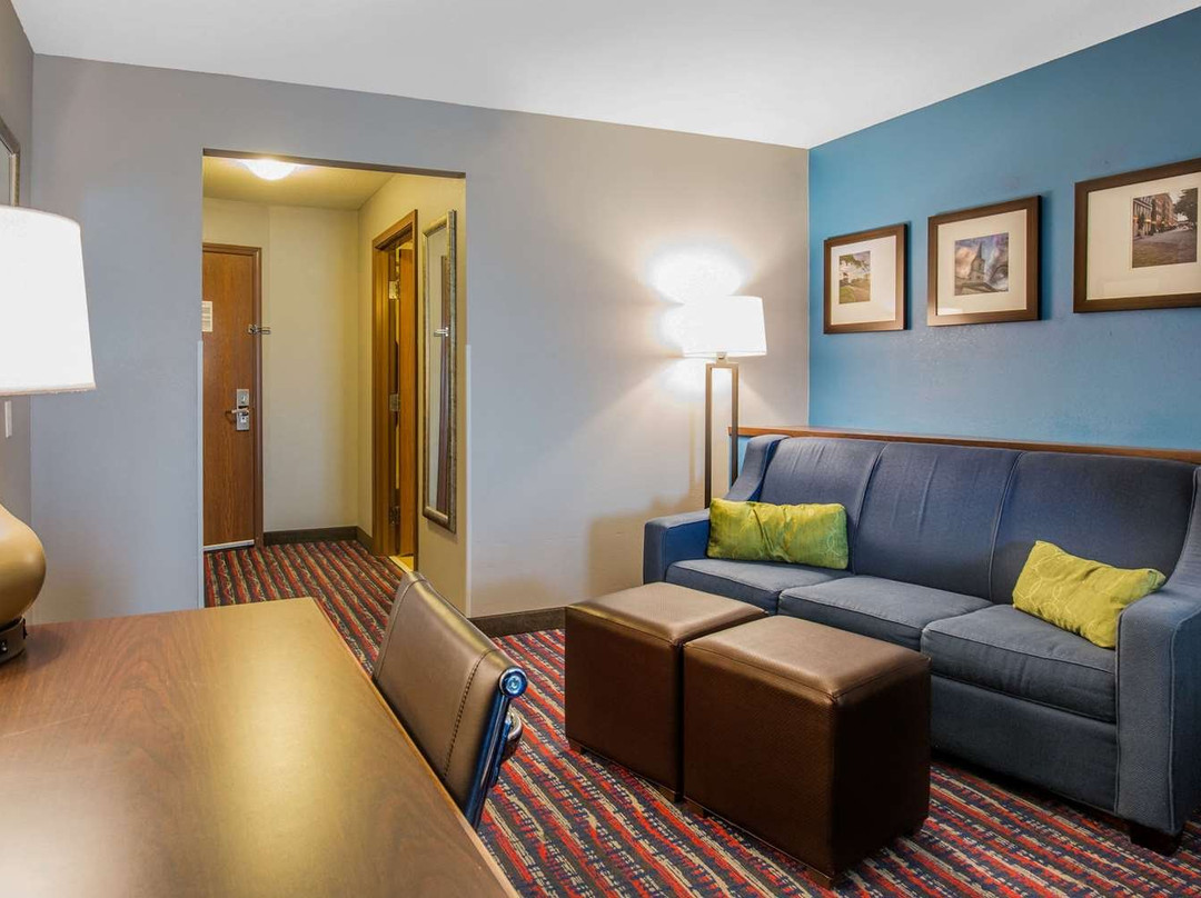 Comfort Suites主图