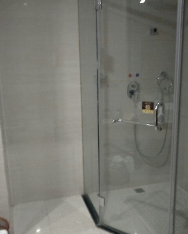 库车库车饭店五星楼主图