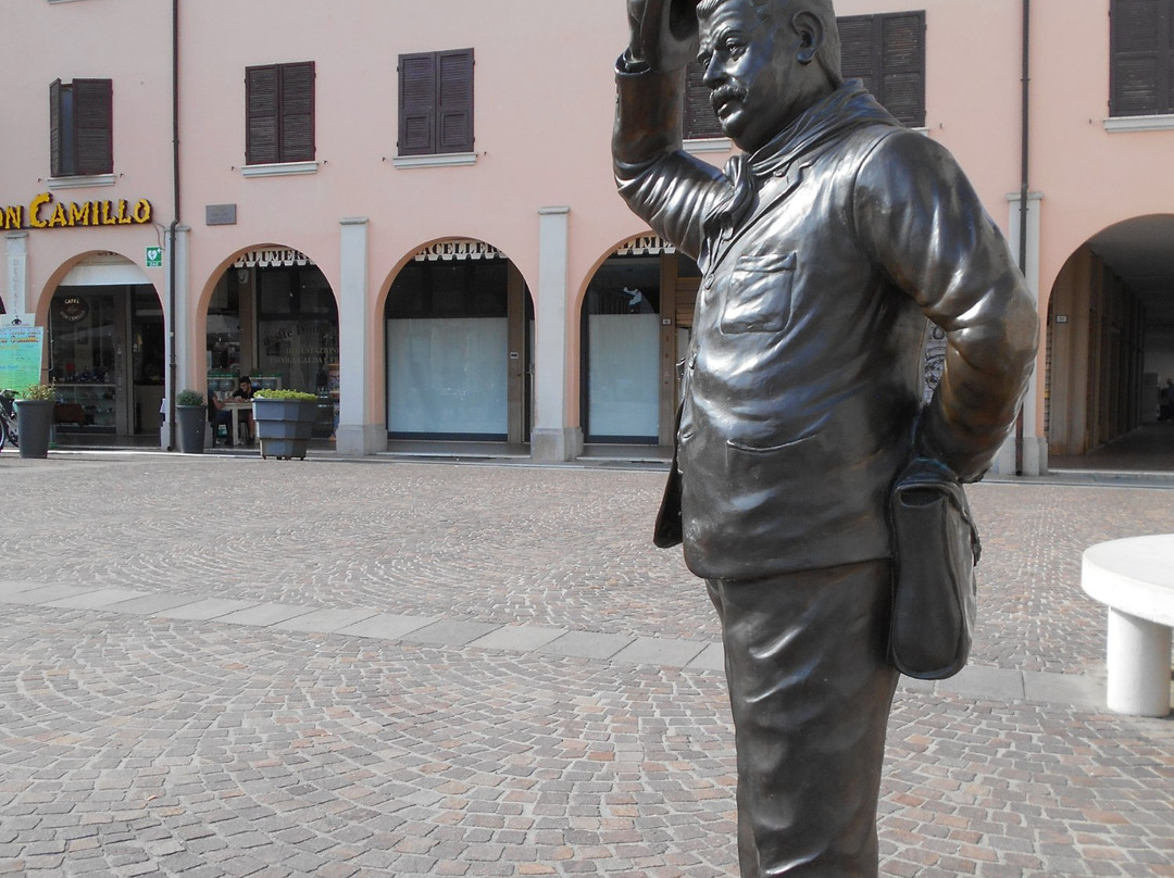 Statua di Don Camillo-Brescello必去景点