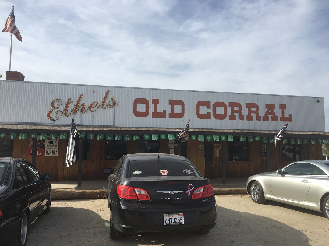 Ethels Old Corral景点图片