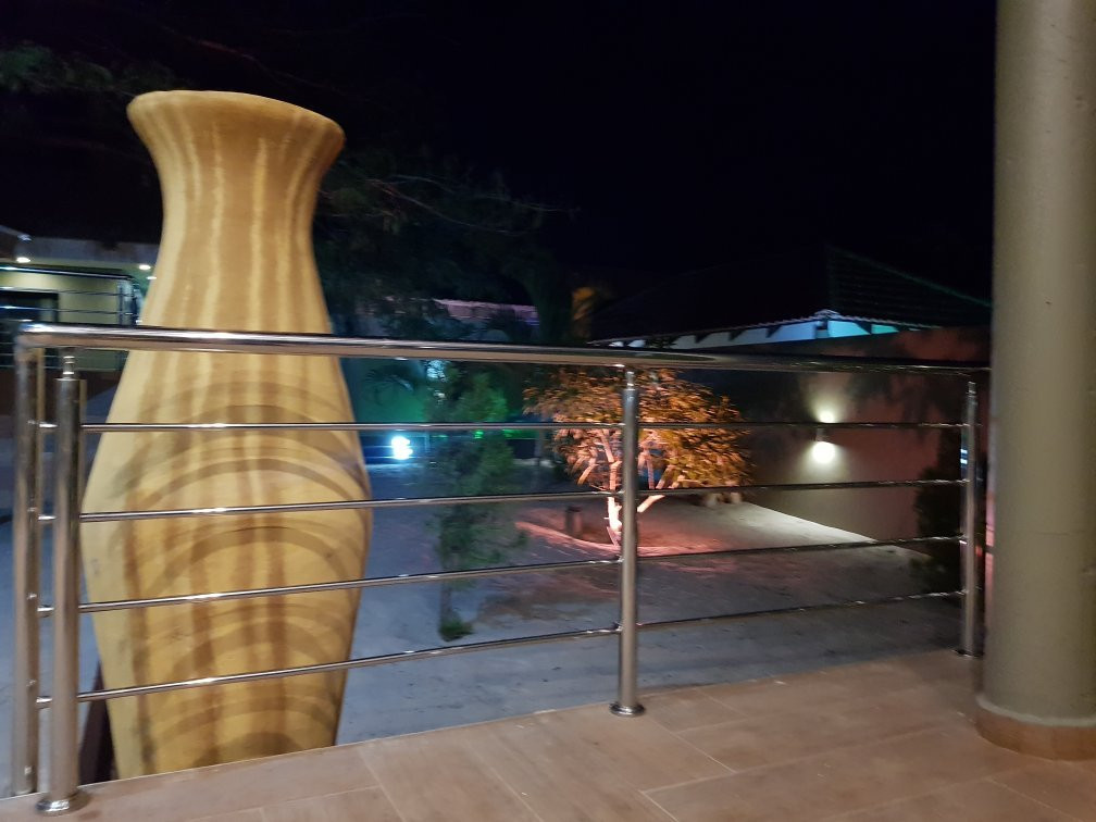 Ossanzaia比连尼洛奇