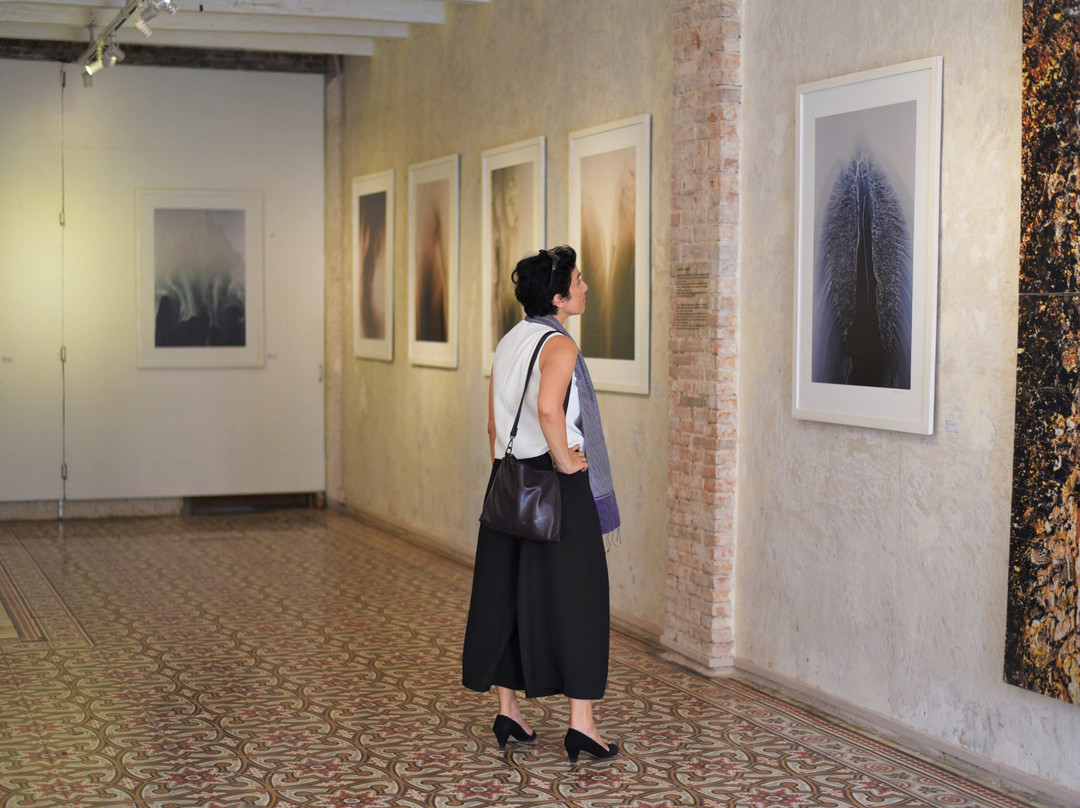 Tep Kao Sol Loeum Lorn Gallery-马德望必去景点