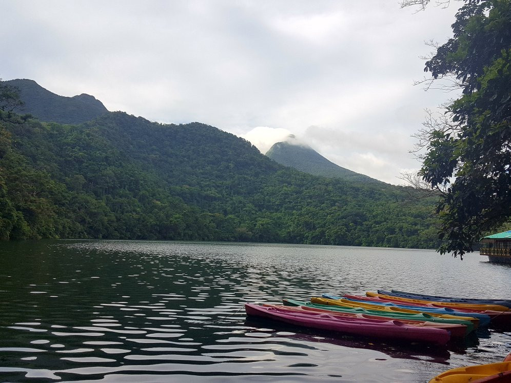 Mount Bulusan-吕宋岛必去景点