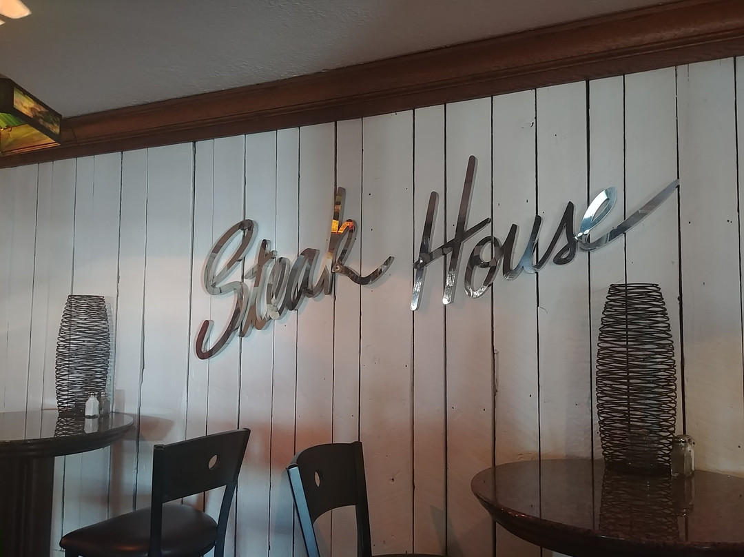 Oregon餐馆和美食-Cousino's Steakhouse