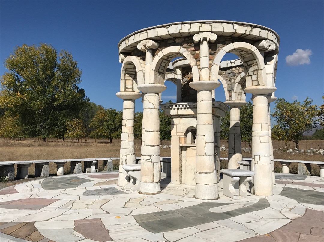 Church of Agia Fotini-Latsia必去景点