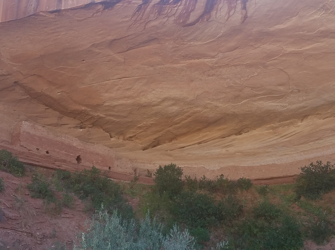 16 Room Cliff House-布拉夫必去景点