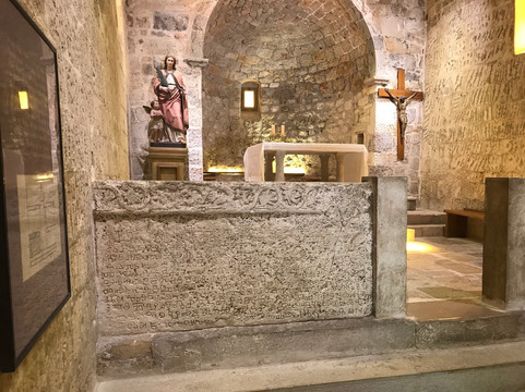 Church of St. Lucy-Baska必去景点