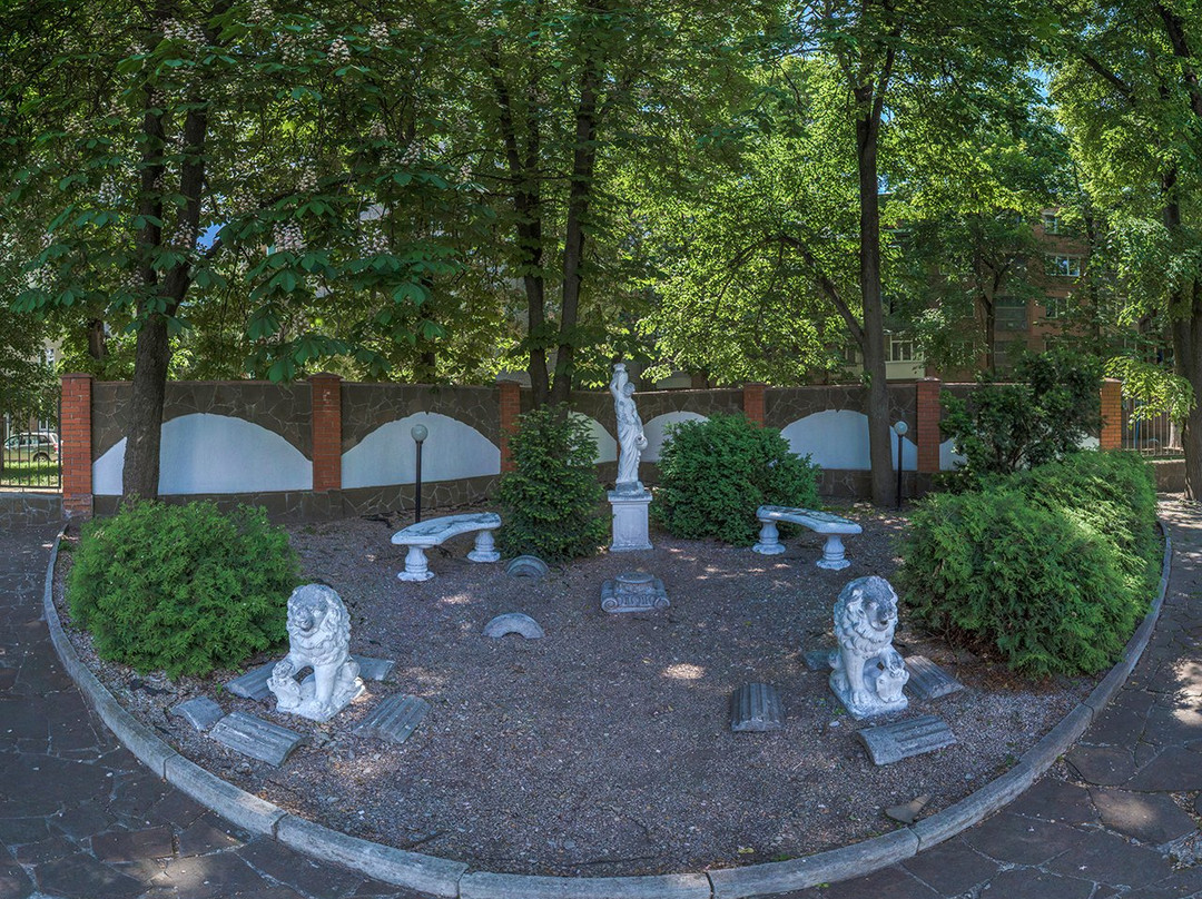 Square of the Sumy Institute of Business景点图片
