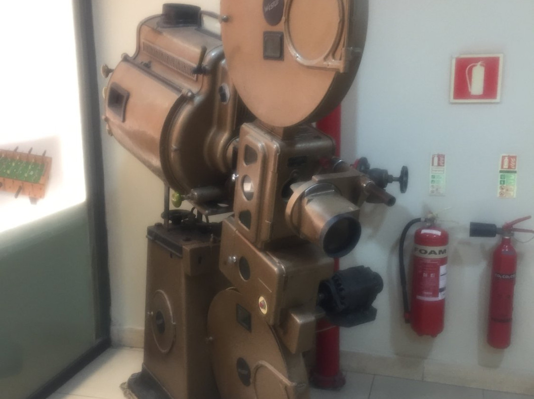 Main Street Shopping Complex-Paola必去景点