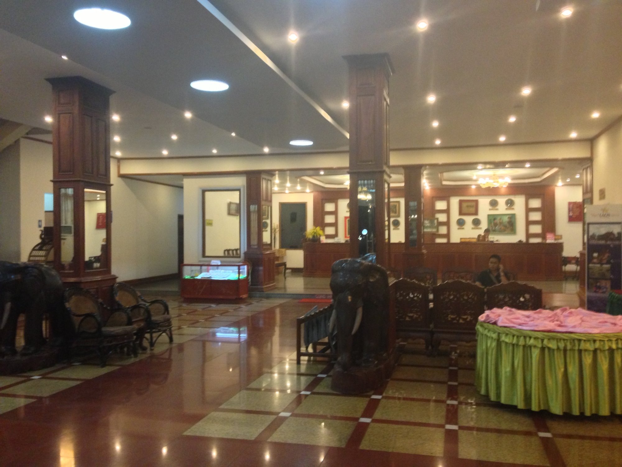 Dan Savanh Hotel-浴室