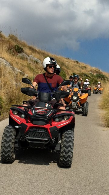 Enjoy Rent Mallorca-阿尔库迪亚港必去景点