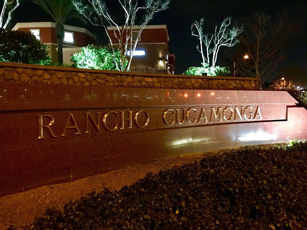 库卡蒙格牧场酒店住宿-奥兰多机场智选假日套房酒店-米尔斯购物中心