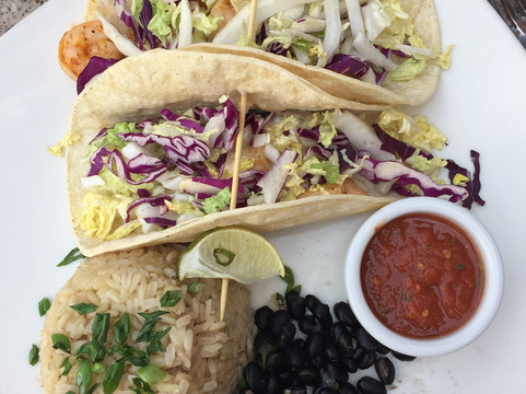 Lazy Dog Restaurant & Bar