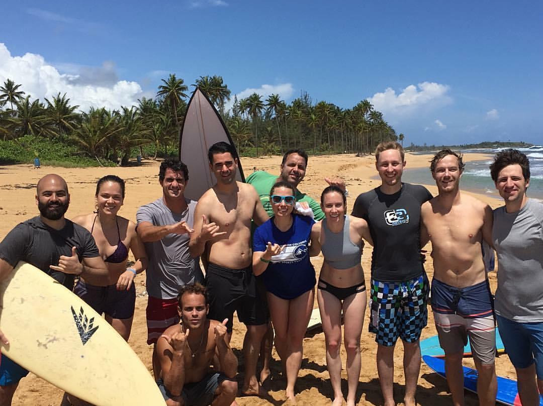 Bursian Surf School-Isla Verde必去景点