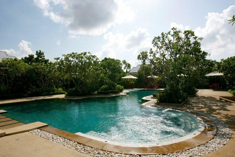 搭察万餐饮度假村主图