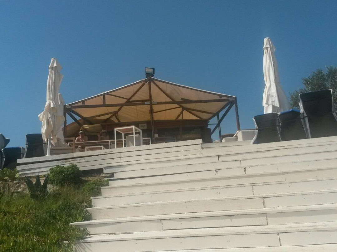 Ammolofoi Beach景点图片