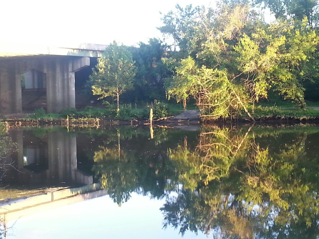 Roslyn Landing Park景点图片