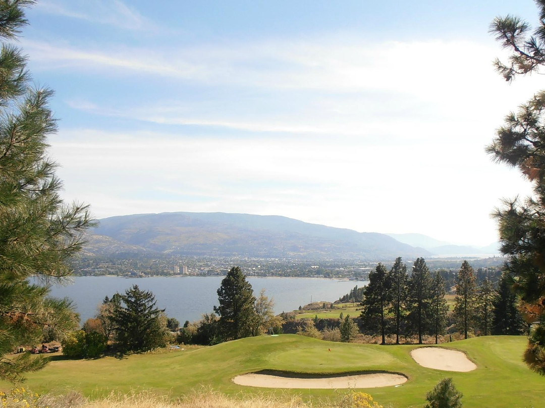 Pine Hills Golf Club-彭蒂克顿必去景点