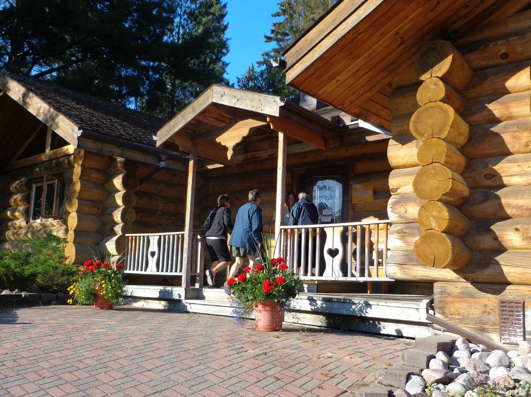 Laurentian Lodge