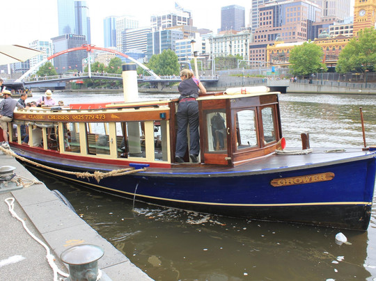 Classic Steamboat Cruises-墨尔本必去景点