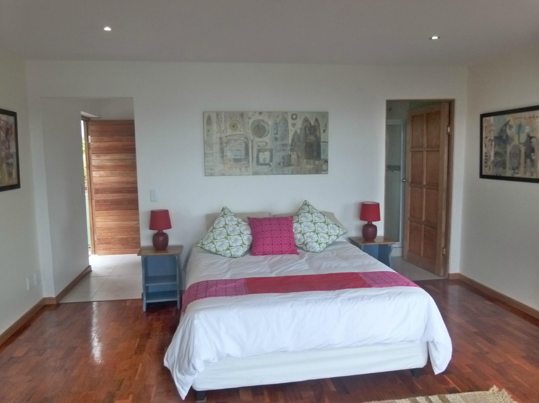 Buccaneers Beach Lodge