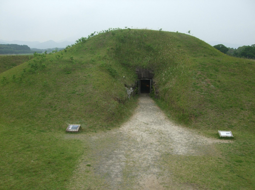Saitobaru Tomb-西都市必去景点
