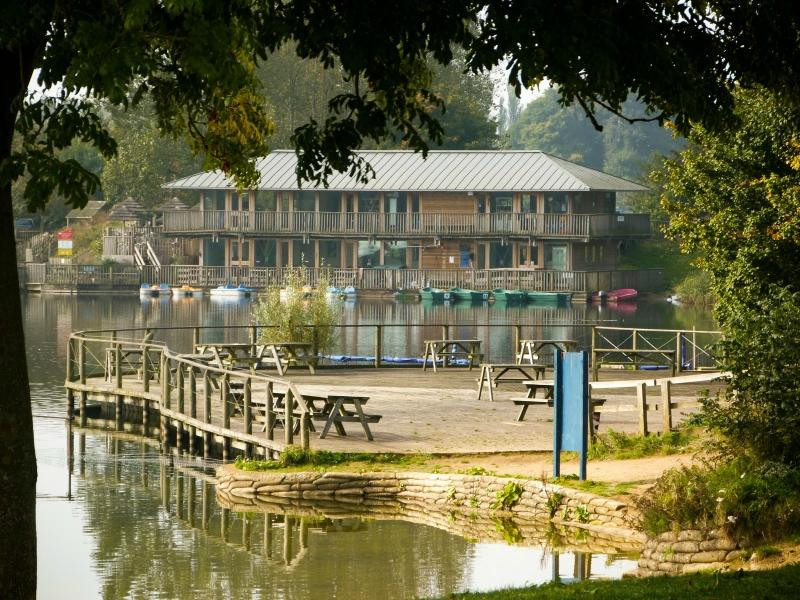 Cotswold Country Park & Beach景点图片