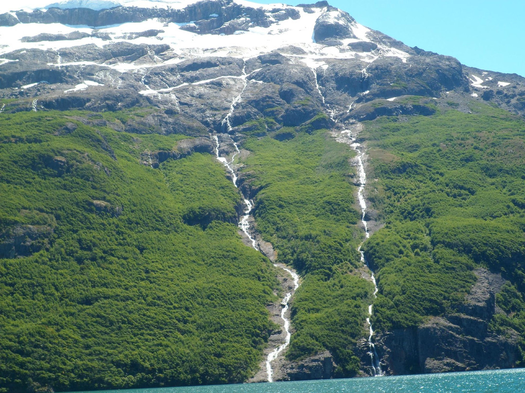 Lago del Desierto景点图片