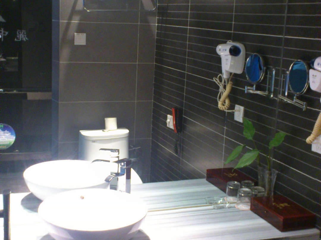 新丽中宾馆主图