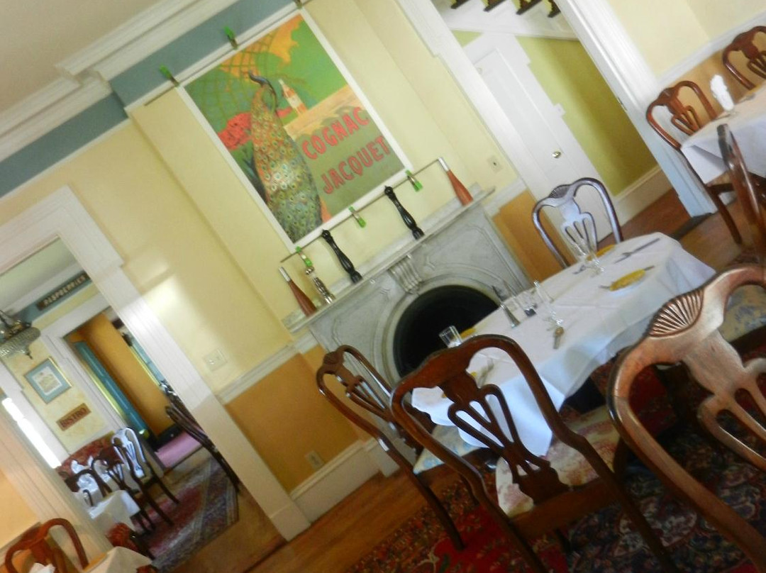 West Hartford酒店住宿-Parker House Vermont Restaurant & Rooms