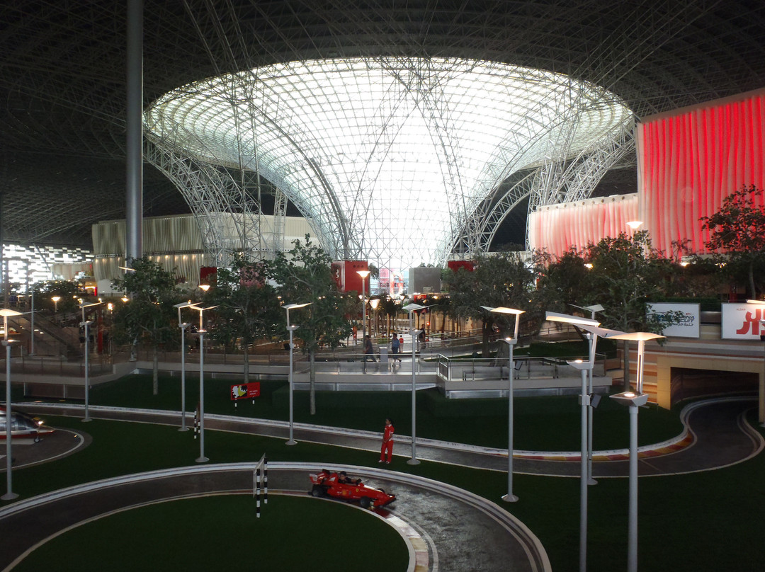 法拉利主题乐园-阿布扎比必去景点