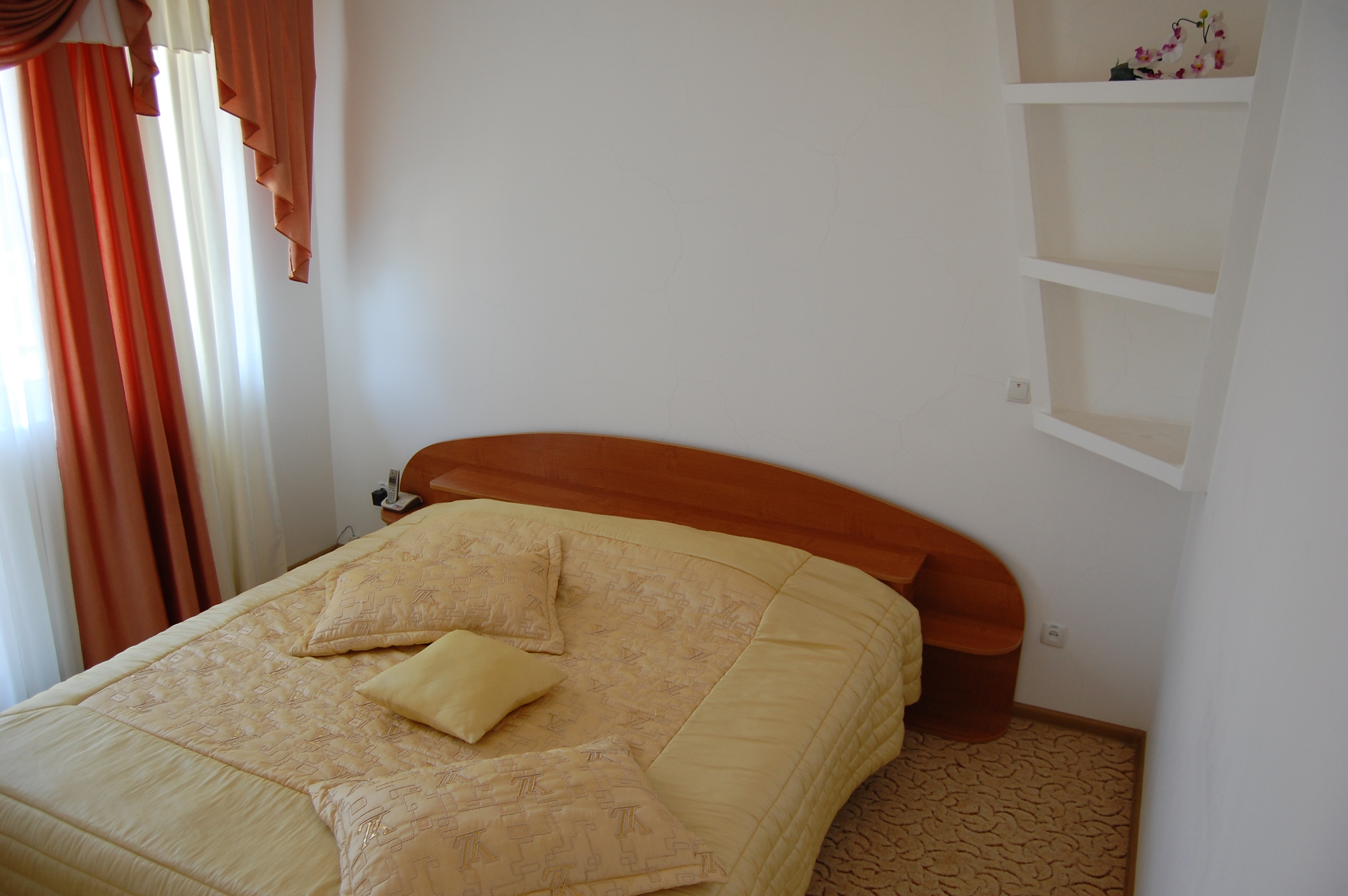 Hotel Kolizey (Colloseum)-官方
