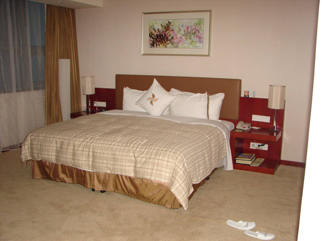 裕坤国贸酒店主图