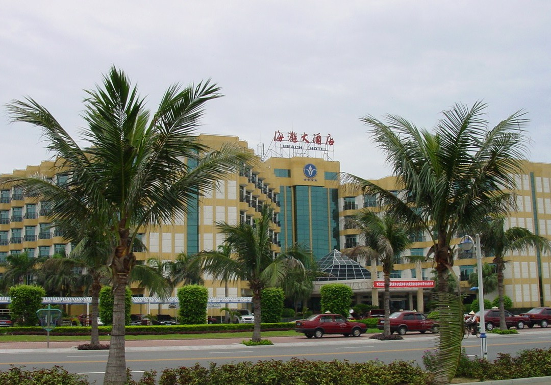 海滩大酒店主图