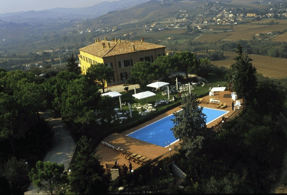 Palazzo Astolfi Agriturismo