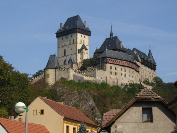 Karlstejn Castle景点图片